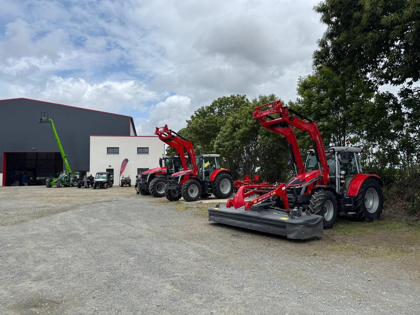 Nouveau bâtiment pour notre agent à Parcé (35)